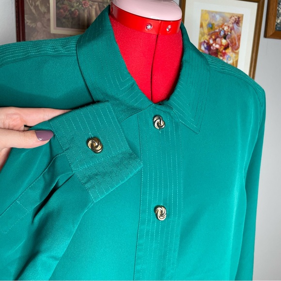 VNTG  Selleca (80s) Emerald Green Blouse - Picture 3 of 6